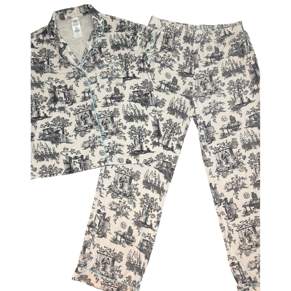 Disney Haunted Mansion Pajama Set Womens M Super Stretchy Halloween